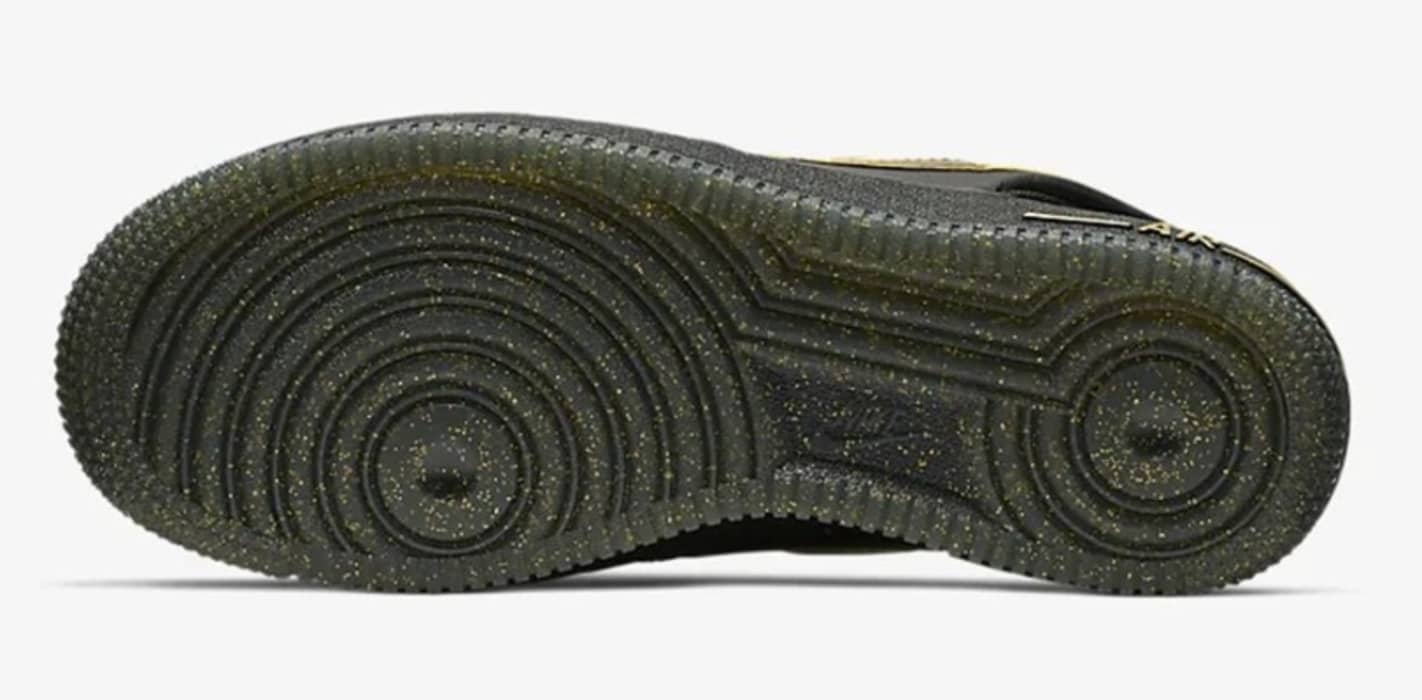 Nike Has Made New New Trainer-Style Sandals That Look Like Crocs - LADbible