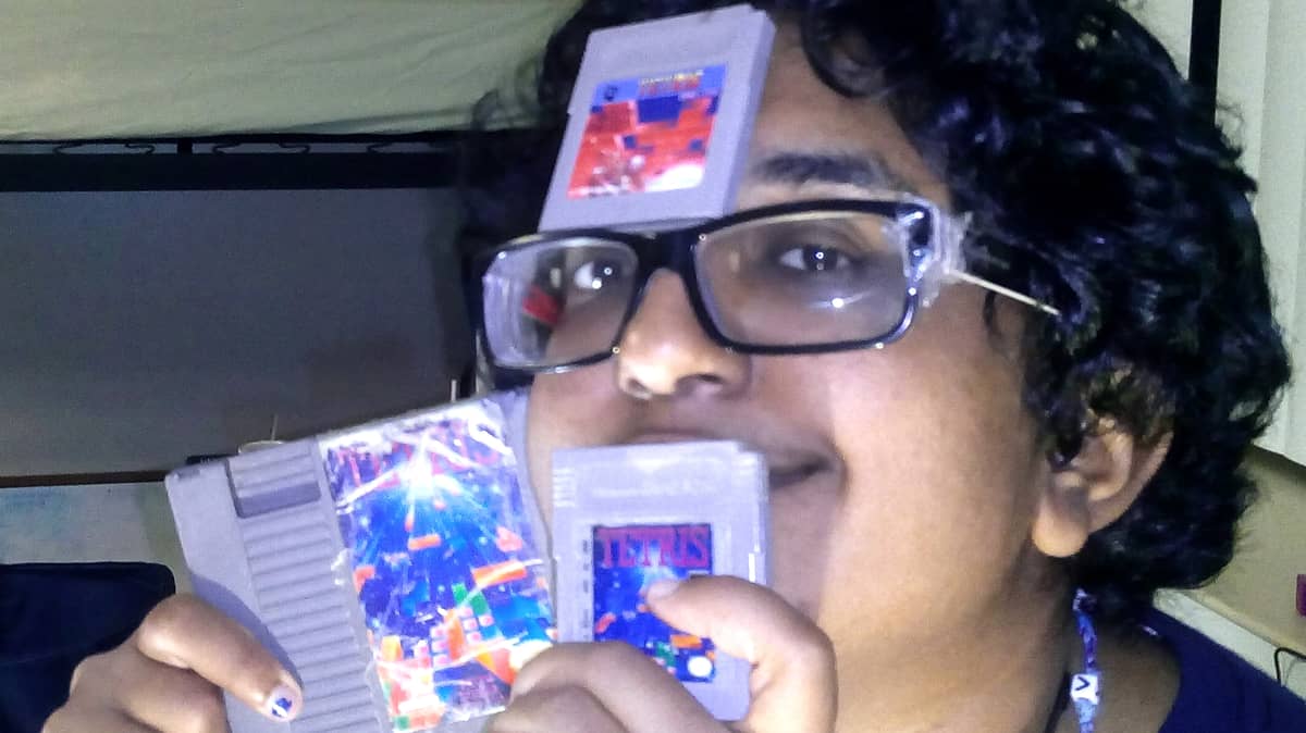 Woman Plans to Marry Tetris After Failed Relationship With Calculator -  LADbible