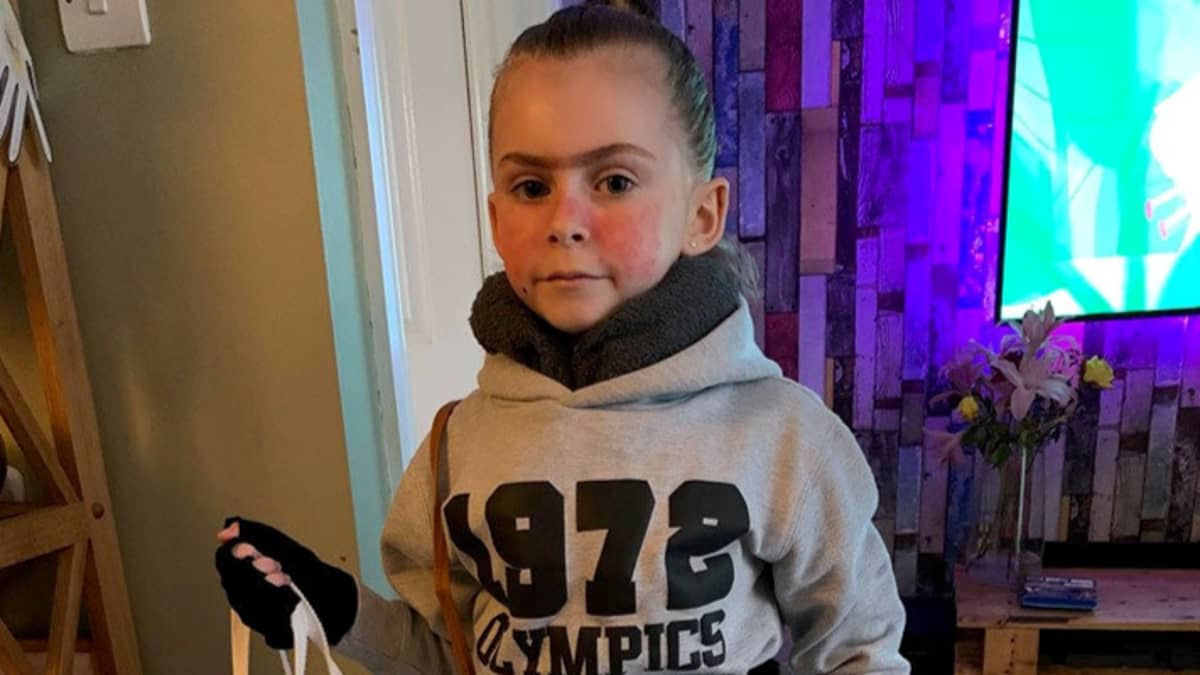 Girl Wins World Book Day By Dressing As Ms Trunchbull From Matilda Ladbible