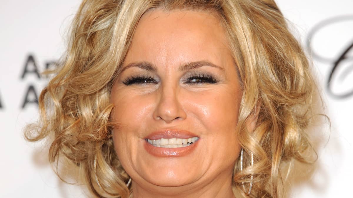 Jennifer Coolidge Reveals What Sex Scenes Are Like Mid Pandemic 