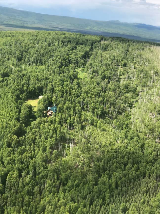 Couple Who Won Alaskan Cabin Denied Their Prize By Previous Owner