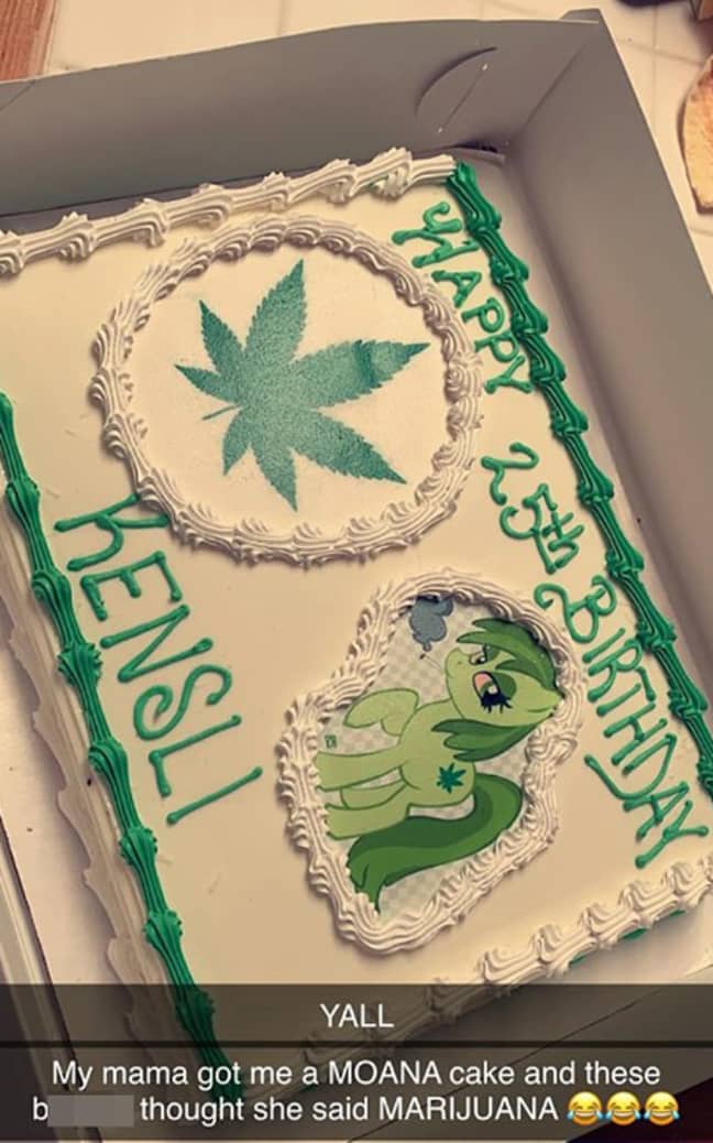 Mum Asks For Moana Cake For Daughter S Birthday But Gets Marijuana Themed One Instead Ladbible