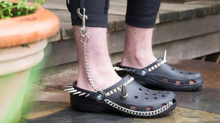 crocs for women with chain