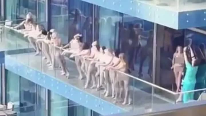 720px x 404px - Women Who Posed Naked In Dubai Part Of Stunt For 'Porn Channel'