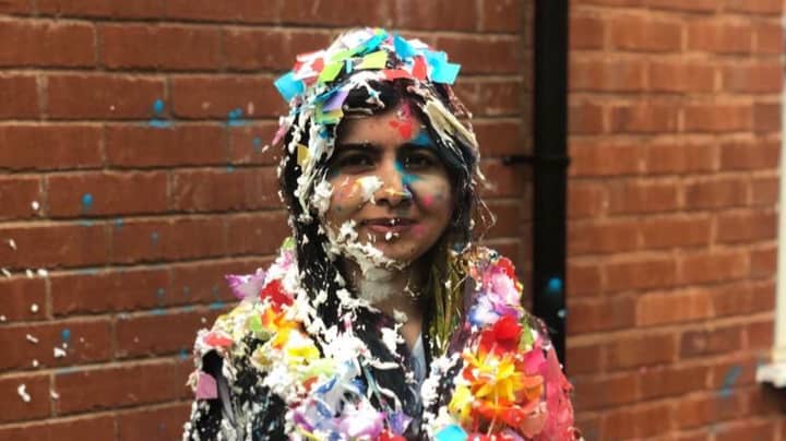 Taliban Shooting Survivor Malala Yousafzai Celebrates Graduating From Oxford Ladbible