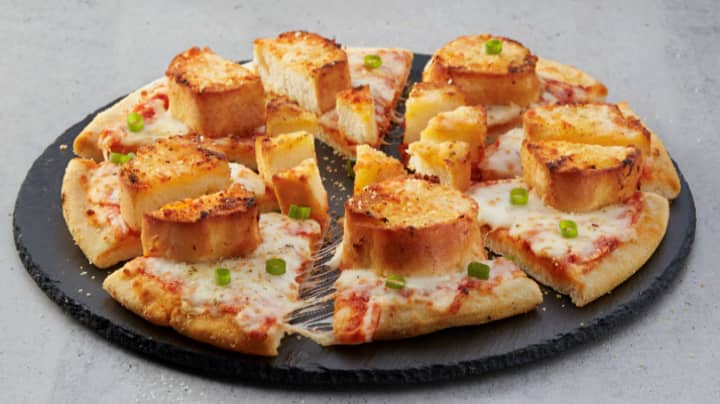 Domino S Australia Has Launched Garlic Bread Pizza Ladbible