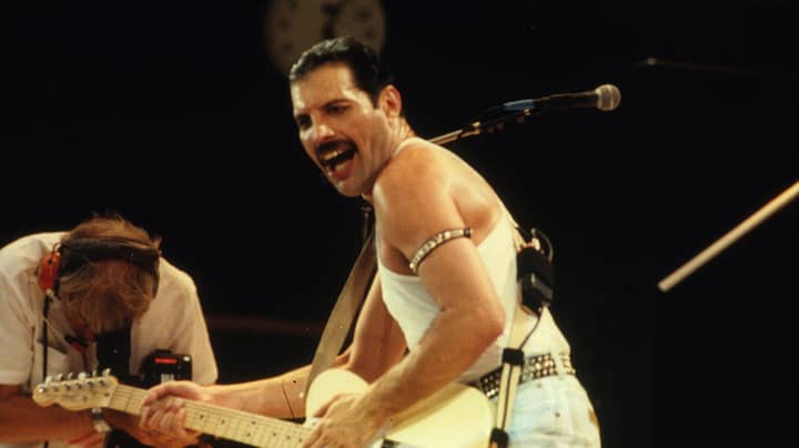 Thirty Four Years Since Queen S Iconic Live Aid Performance Ladbible