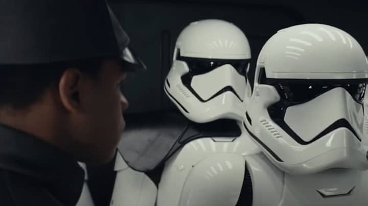 Watch Tom Hardys Deleted Scene From Star Wars The Last Jedi 